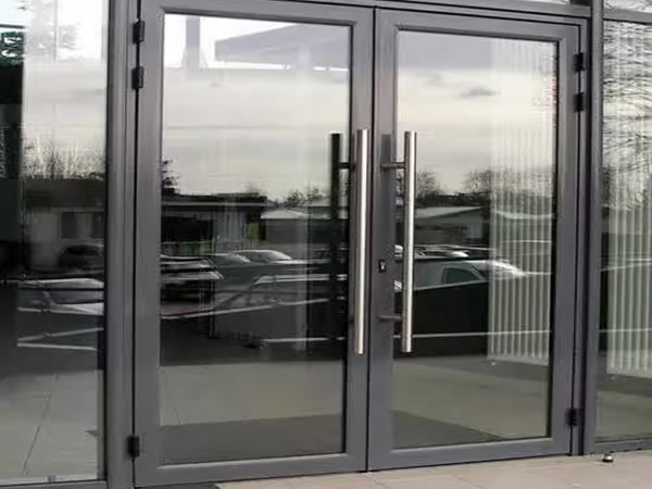 Aluminium door